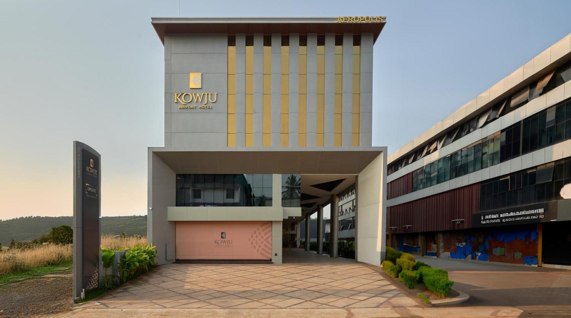 Kowju Airport Hotel Calicut Kondotty Esterno foto